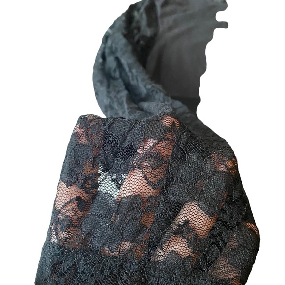 H&m Divided Lace & Sheer Long-Sleeve Bodysuit - Picture 4 of 10